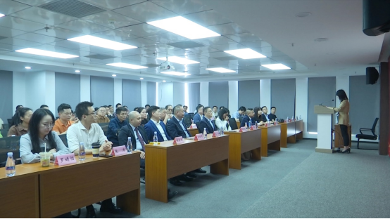 兴盛网  晋江市举办赴港上市专题培训，上市企业理臣中国“现身说法”